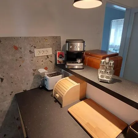 Little Cherry * Split